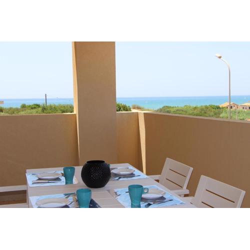 LA FINESTRA SUL MARE