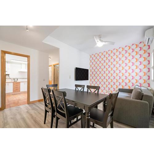 La Latina Sol. Espacioso apartamento, 12 pax