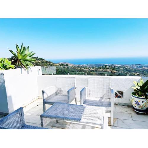 La Mairena - Duplex with Panoramic Sea Views