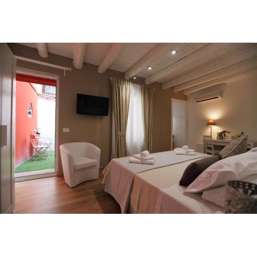 La Maison De Charme ROOMS