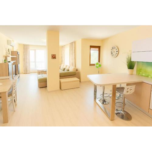 La Mer Sea View & Beachfront Apartment
