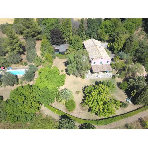 La meriggia Agriturismo- Ampio appartamento con terrazza esclusiva