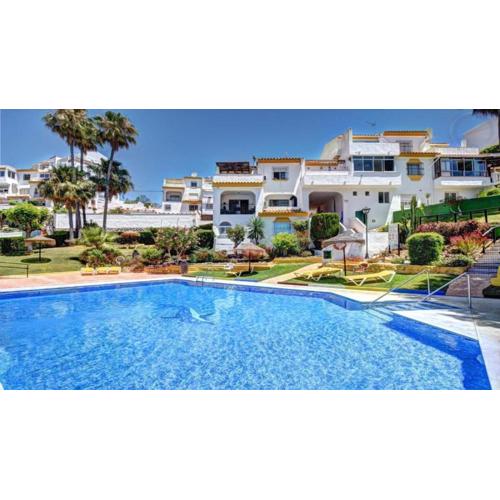 La Perla Beach & Pool