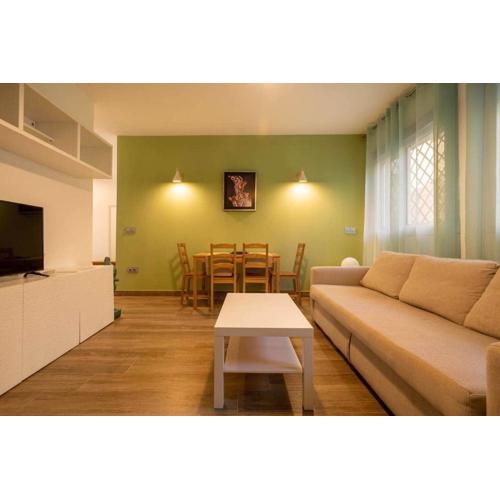 La Pimentera Central Apartments - con patio privado