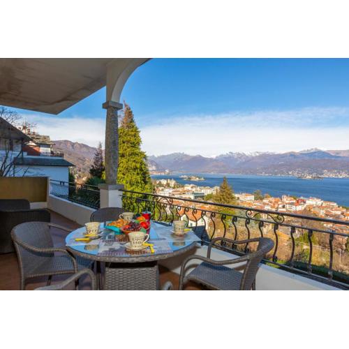 La Rosa Dei Venti Lake View Terrace - Happy Rentals