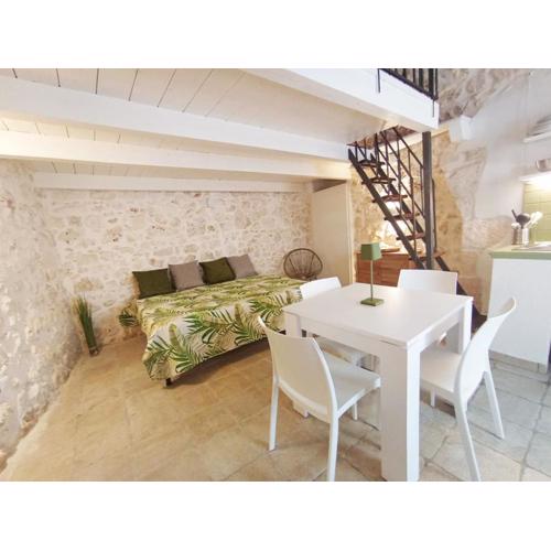 LA SALVIA guest house