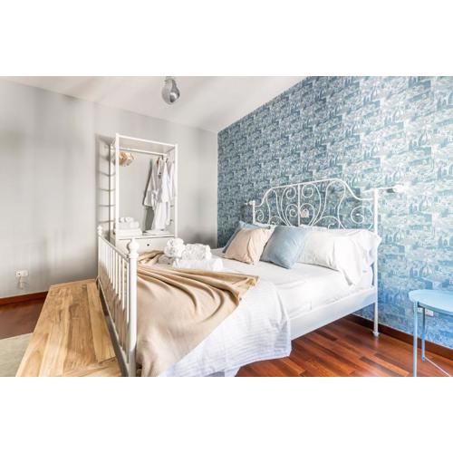 La Spezia Central Flat with Balcony