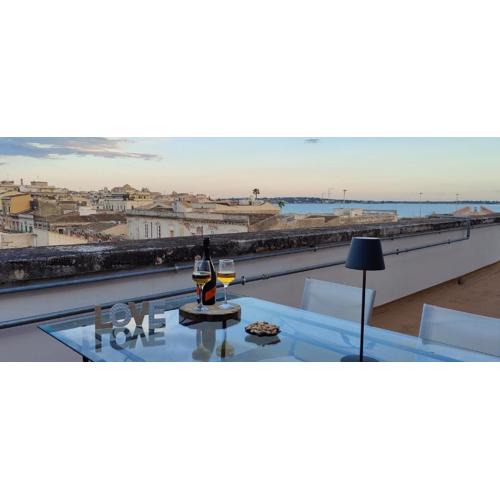 La Terrazza Su Ortigia Seaview Apartment