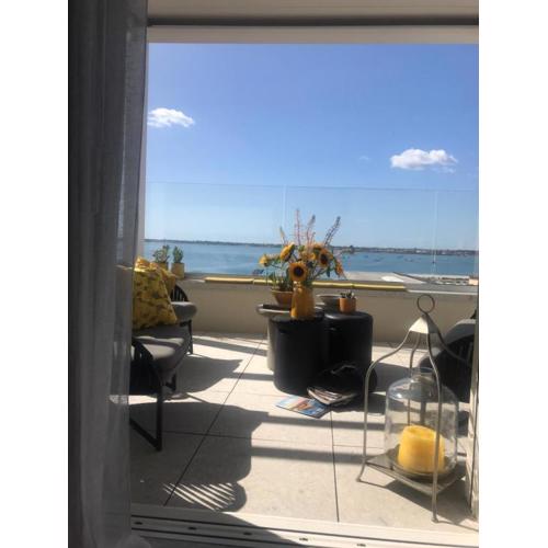 LA TERRAZZA SUL PORTO