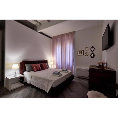 LA TORRE LUNGA -Smart Working- 150 m dalle-from Due Torri-Two Towers