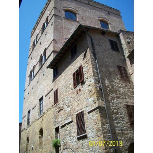 La Torre Nomipesciolini