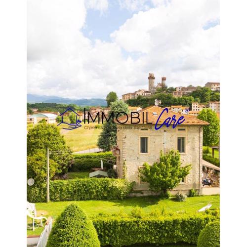 La Toscana sotto il castello
