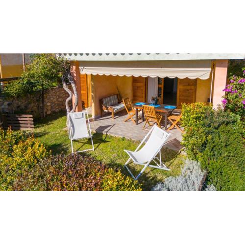 La Vela Summer House - FREE WIFI - 700mt from the beach