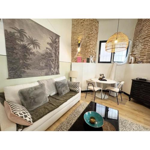 La Vida Malasana Central Apartment for 4 Guests