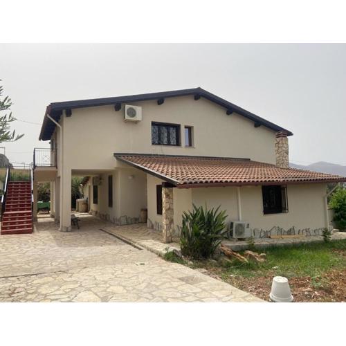 La villa di Turi