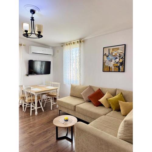 Lake Park Studio Apartment