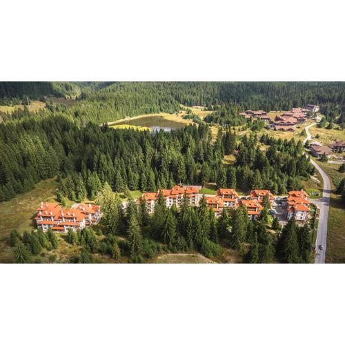 Lake View Apartment
