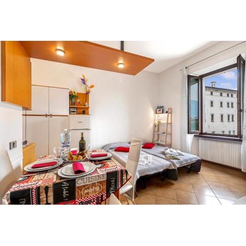 Lake View Historical Center Apartment - Happy Rentals