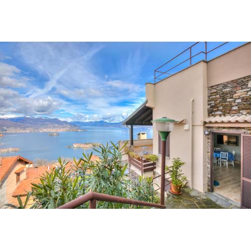 Lake View Terrace Over The Borromean Isla - Happy Rentals