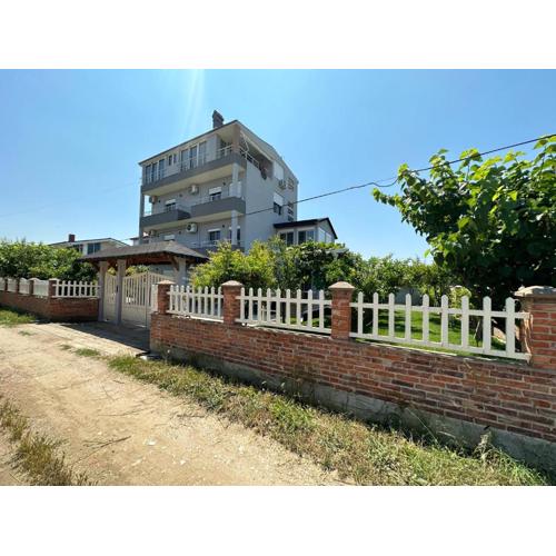 Lalzi Rental apartments