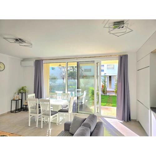 Lalzit Bay Hideaway 299