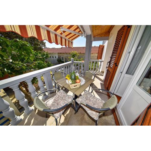 Lana apartman