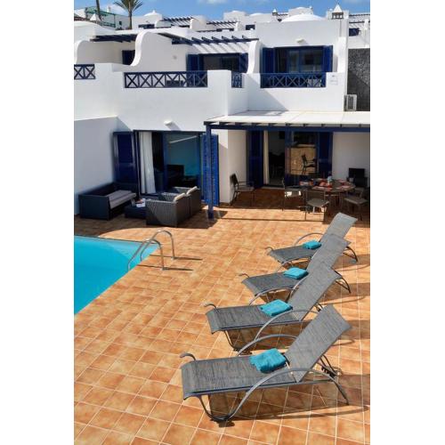 Lanza Coloradas 20, heated pool