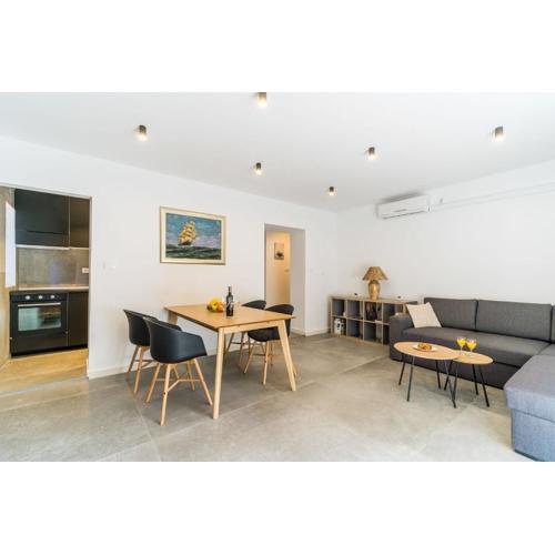 Lapad bay luxury apartment