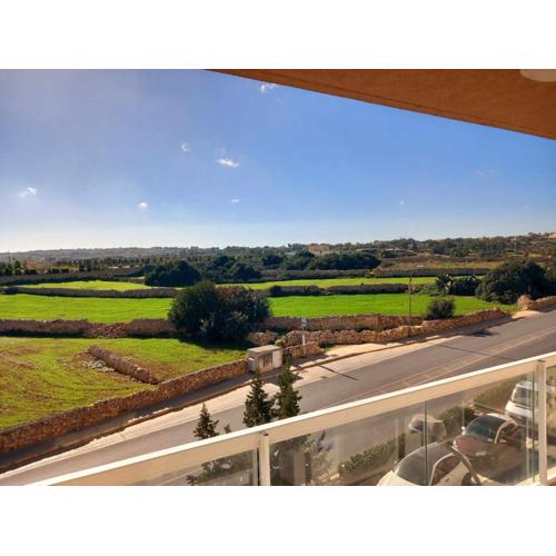 Large, 3 Bedroom Apartment in Marsascala