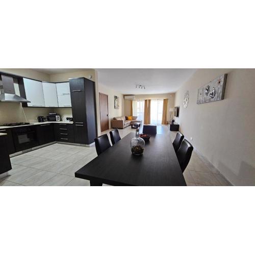 Large Apartment in Marsascala. sleeps 6