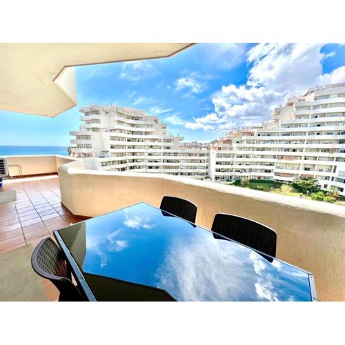 Large Apartment Side Sea View Benalbeach