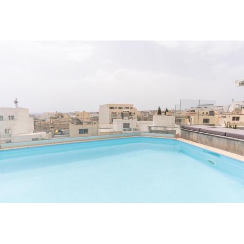 Large apartment with pool