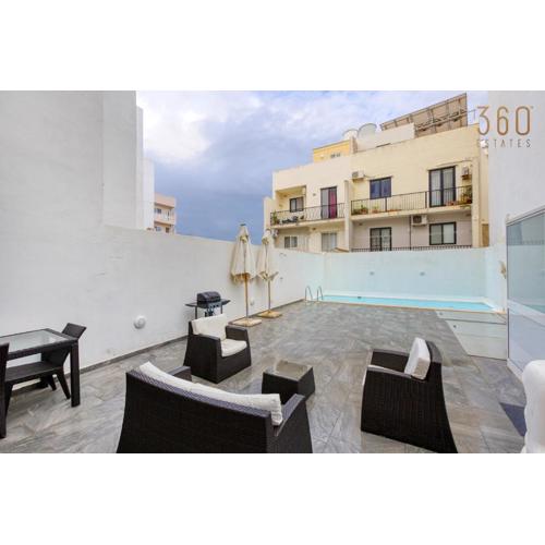 Large, fully equipped maisonette with private POOL by 360 Estates