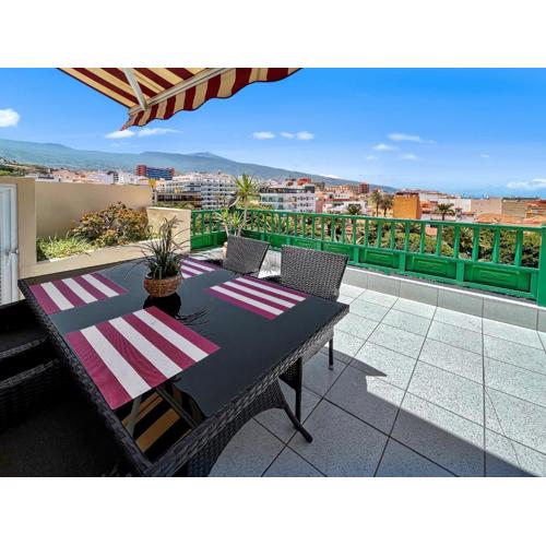 Large Penthouse with Sunny Terrace