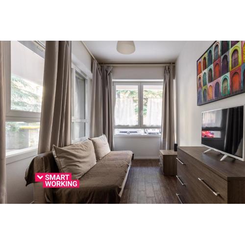 Largo Molina Apartment 1 by Wonderful Italy