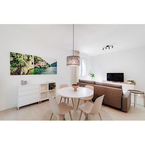 Lario Suite Apartments by Quokka 360 - With parking Next to Como City