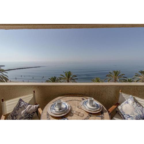 Larycorte, Beautiful 3bdr beachfront apartment