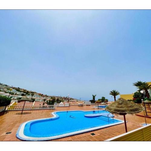 Las Americas Holiday Studio