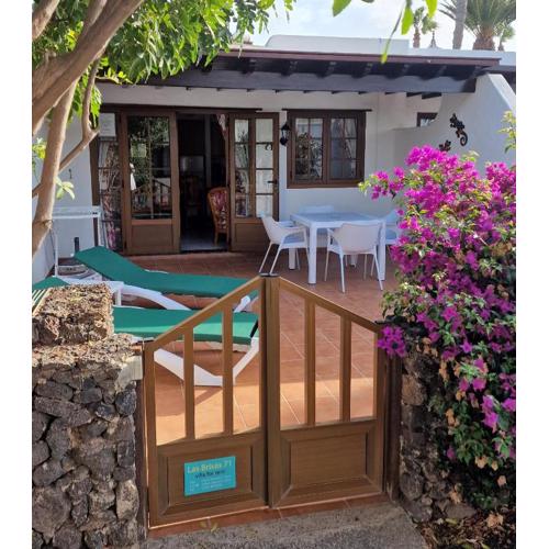 Las Brisas 71