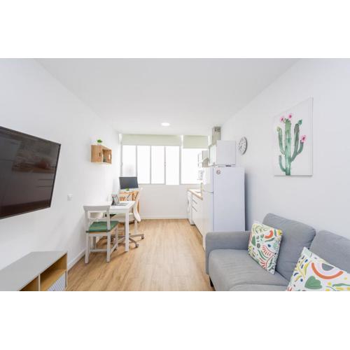 Las Canteras Beach Workfriendly Bright Studio