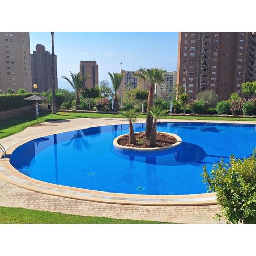 Las Marinas, apartamento muy amplio cerca de playa Poniente
