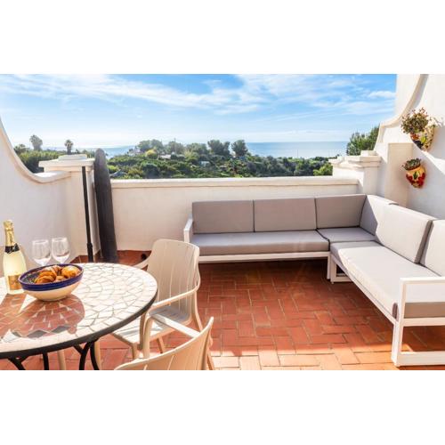 Las Palmas 20c - Oasis Properties