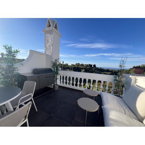 Las Palmas 8b Oasis Properties