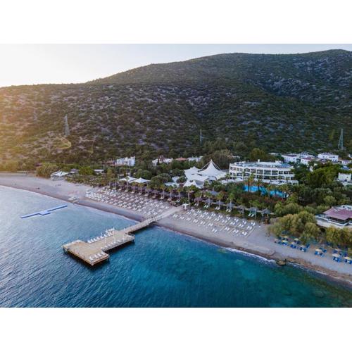 Latanya Park Resort