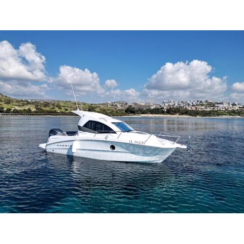 LAVELIA Boat