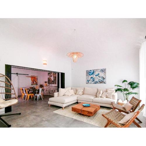 Layla Luxury Home
