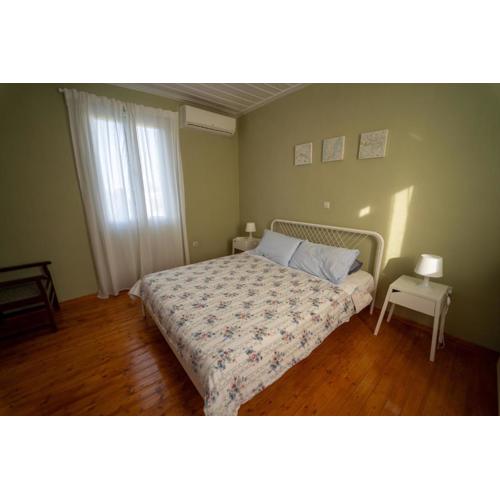 Lazarus Private House