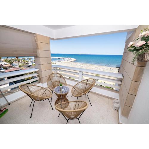 Lazuli Beachfront Sea View Ap144