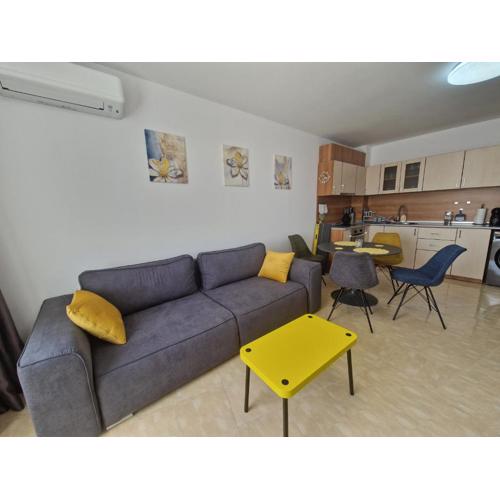 Lazur 2 beach apartment
