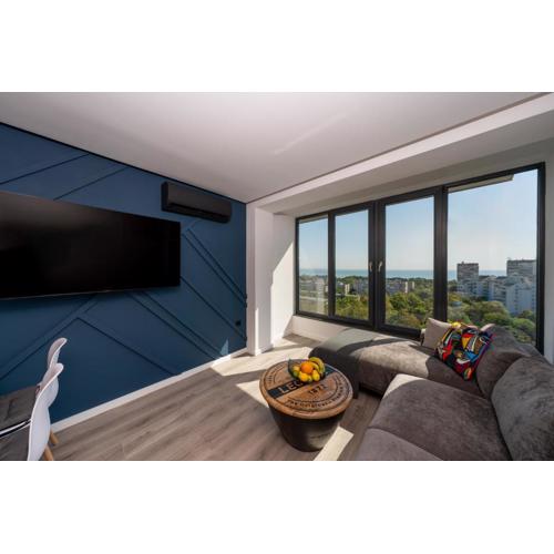 Lazur Sea View